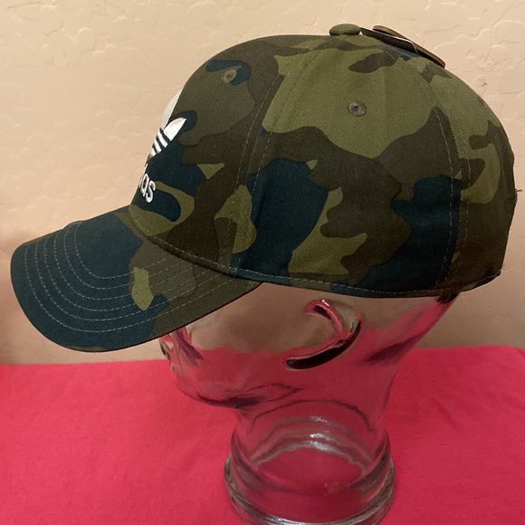 🆕 Adidas SnapBack Cap - Picture 3 of 11